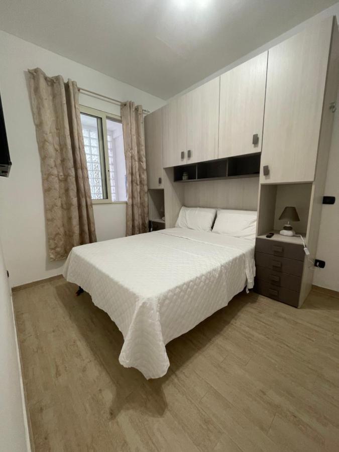 לינה וארוחת בוקר לצ'ה Salentina White House מראה חיצוני תמונה