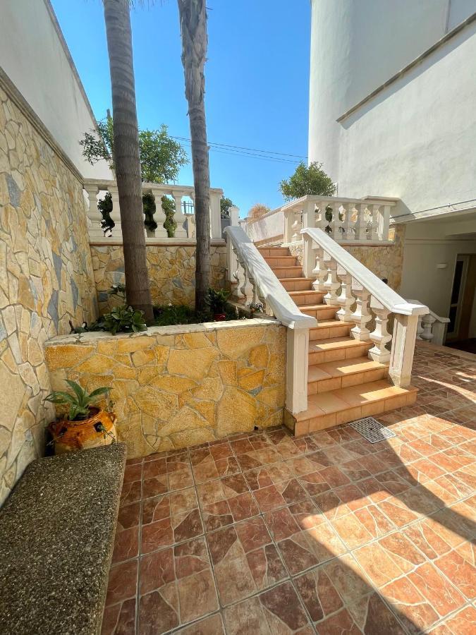 לינה וארוחת בוקר לצ'ה Salentina White House מראה חיצוני תמונה
