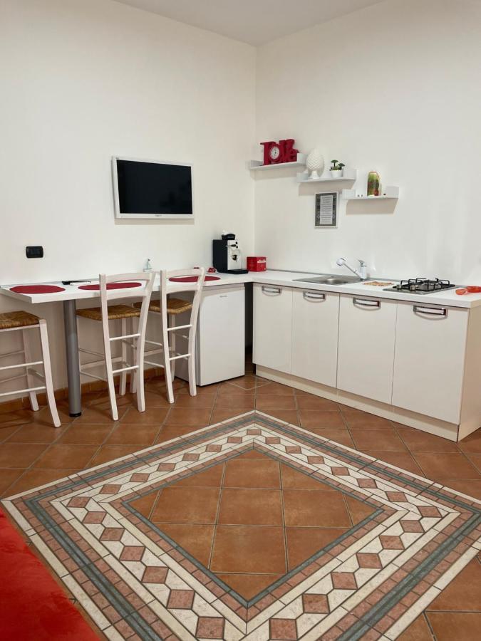 לינה וארוחת בוקר לצ'ה Salentina White House מראה חיצוני תמונה
